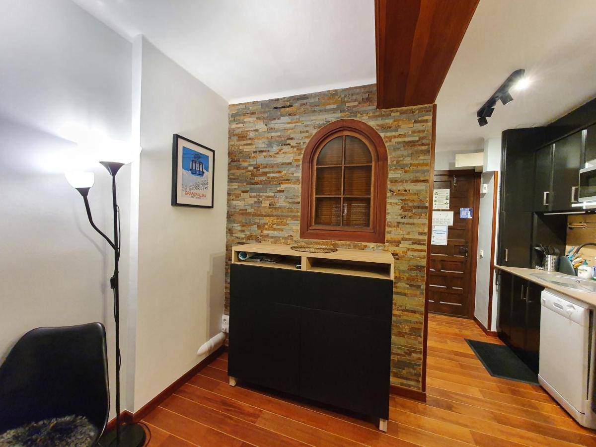 Apartamentos Grifovacances Tres Estrelles Club Pas De La Casa Bagian luar foto