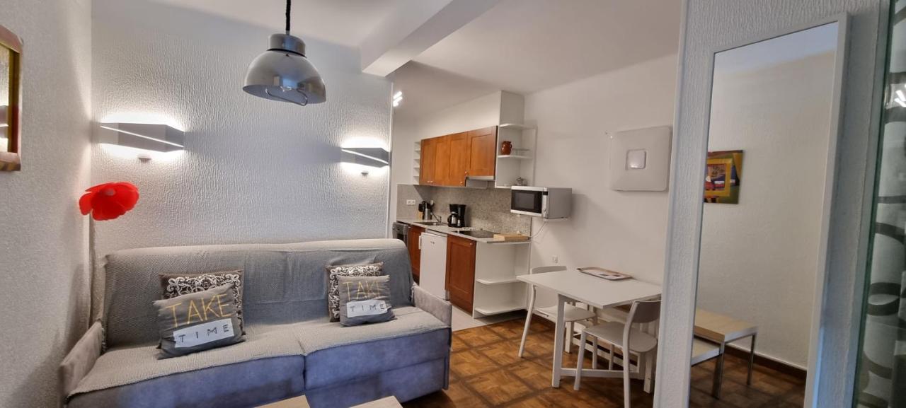 Apartamentos Grifovacances Tres Estrelles Club Pas De La Casa Bagian luar foto