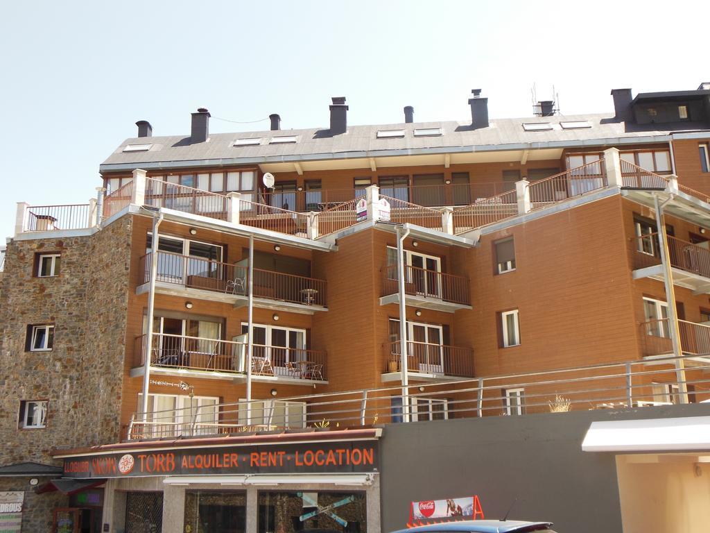 Apartamentos Grifovacances Tres Estrelles Club Pas De La Casa Bagian luar foto
